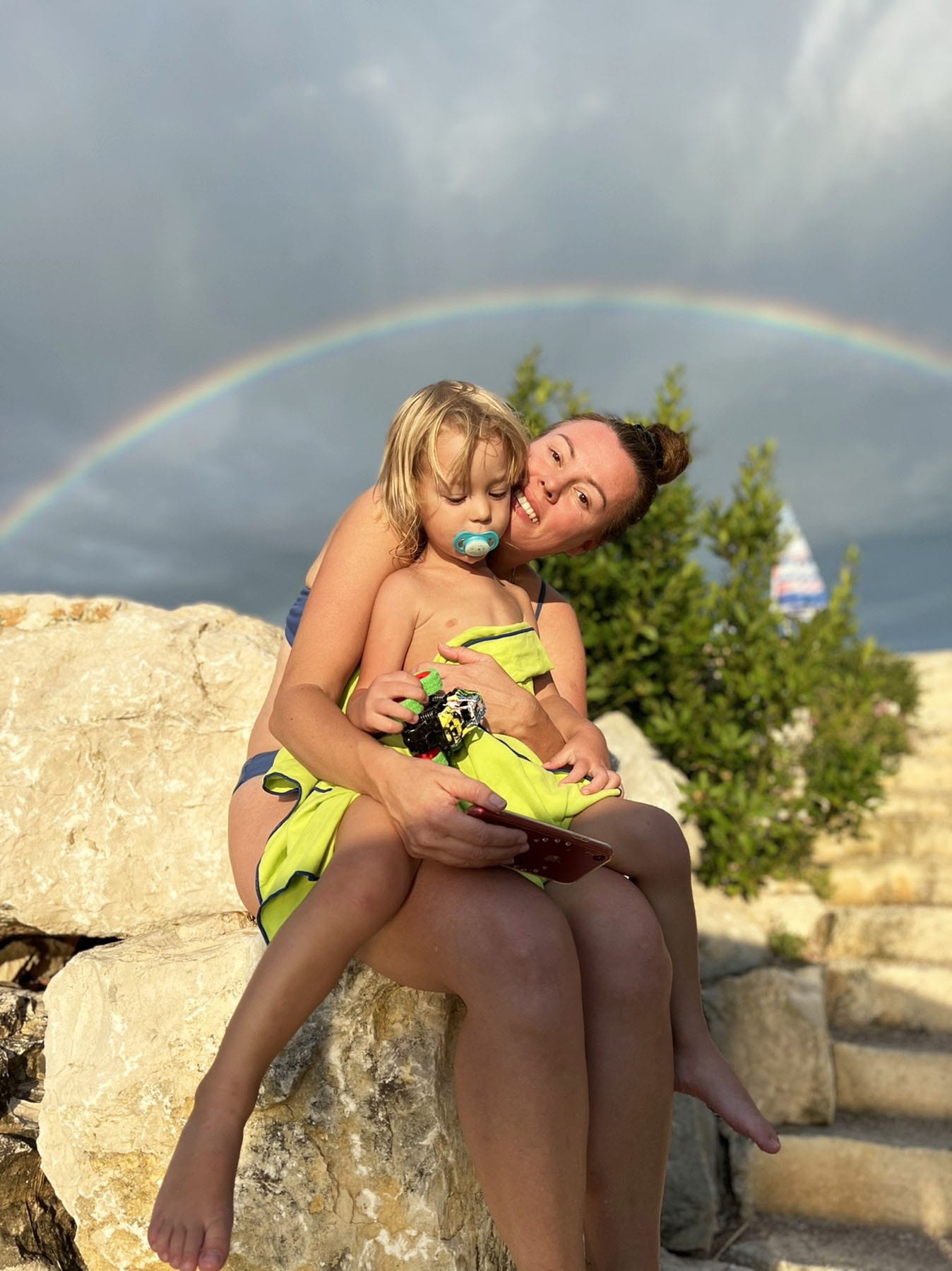 Beach Bar Havana plaža beach rainbow duga