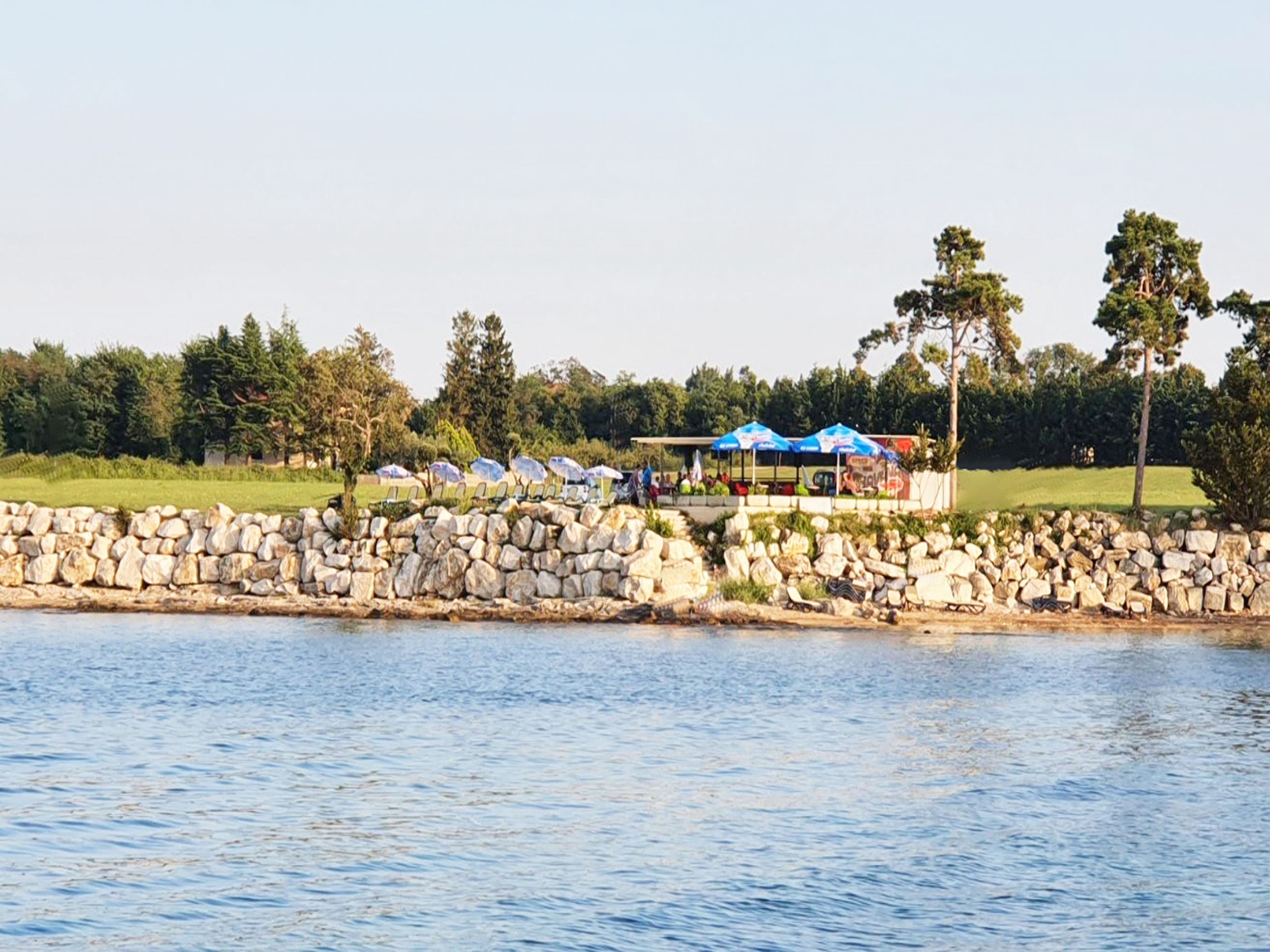 Beach Bar Havana parking